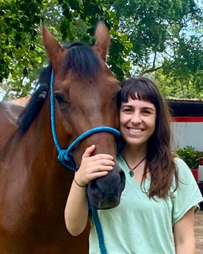 Dra. Amanda Busnello Furtado